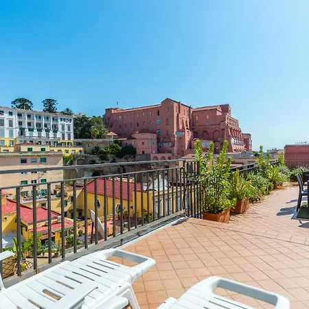 Terrazza Morelli Vicino Al Lungomare * 나폴리
